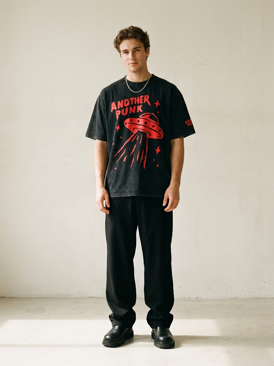 Saucer — Oversized, Black